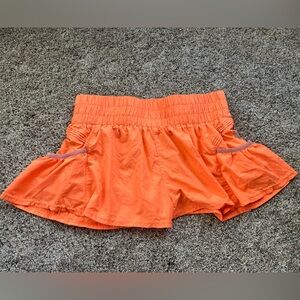 Free People Shorts - Size Small - Barely Worn - Get your Flirt On Shorts